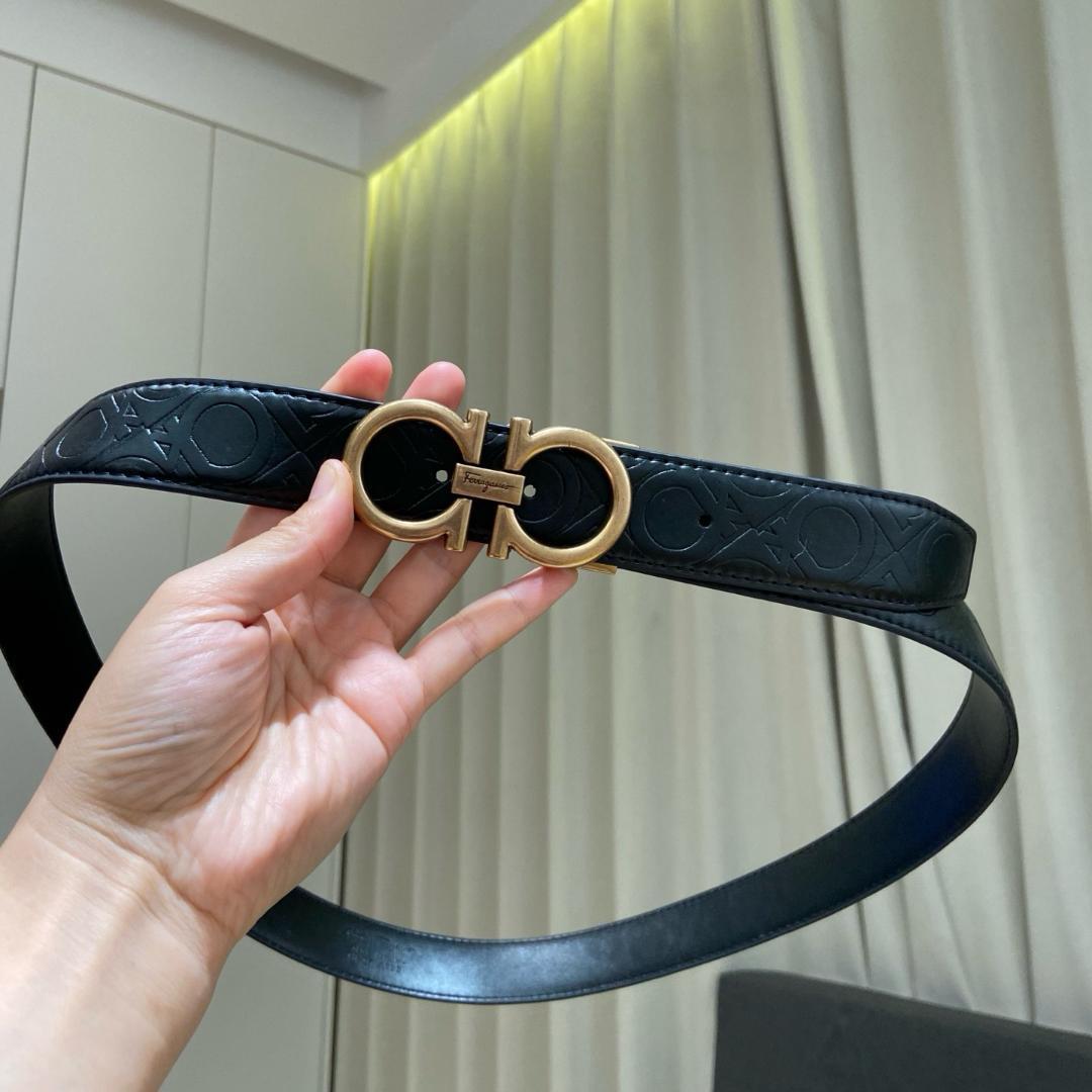 Ferragamo ブラックレザー ベルト