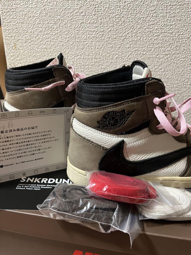 NIKE AIR JORDAN 1 × TRAVIS SCOTT 値下げ可能
