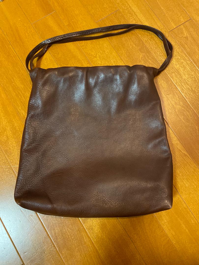 コズミックワンダー　ダークブラウン レザー ショルダーバッグ