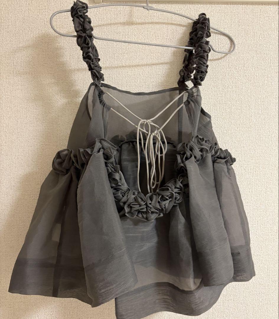 トップス BIBIY CHLOE PEPURAMU BUSTIER Chloeの「完売【Bibiy.】CHLOE PEPURAMU TOP 」の通販 - WEAR