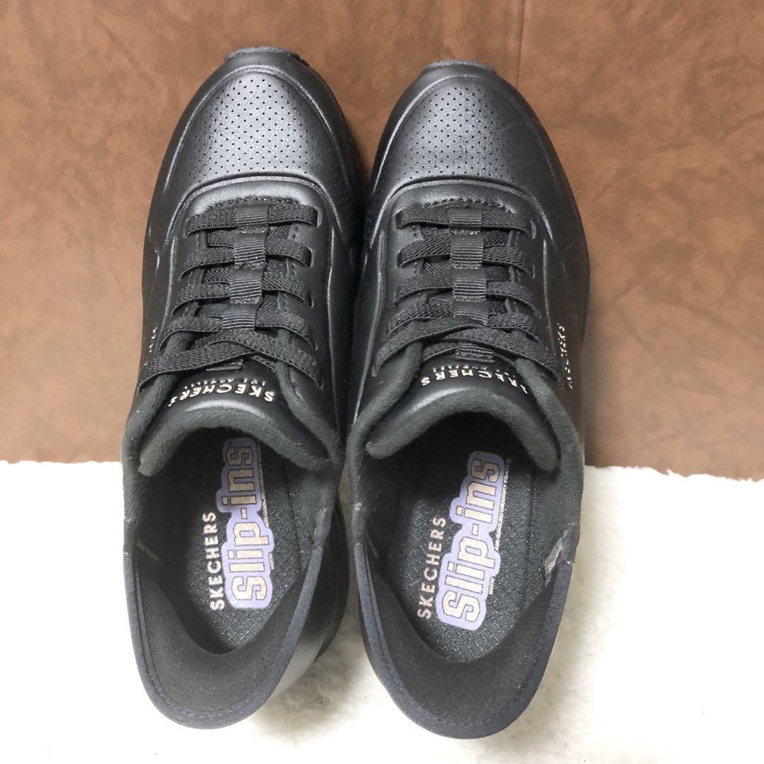 1132）新品未使用　SKECHERS slip-insスニーカー Skechers Slip-ins: Max Cushioning Hyper Craze