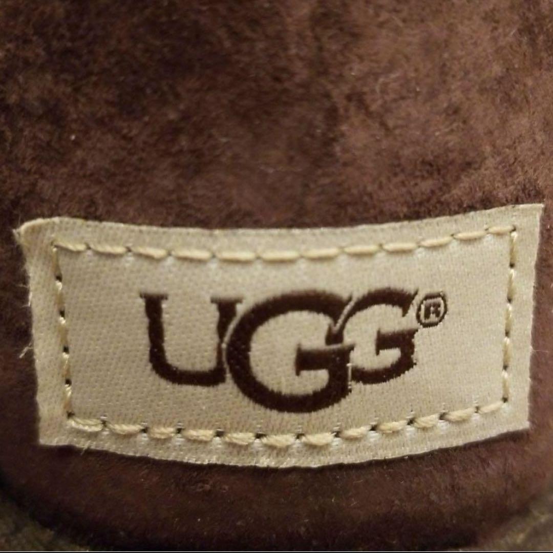 UGG