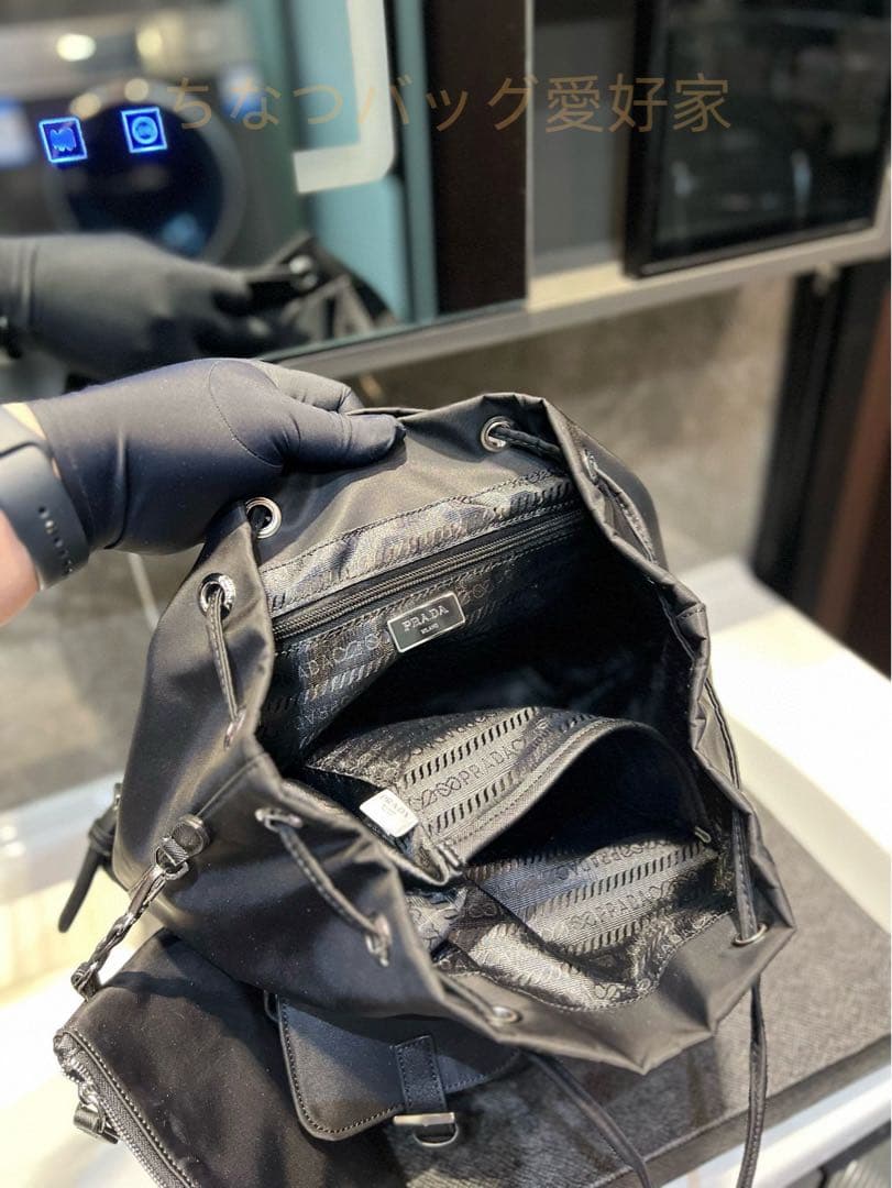 【新品未使用】(PRADA)おしゃれなレディースバッグ 【新品未使用】(PRADA)おしゃれなレディースバッグ