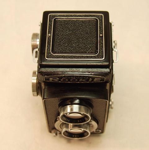 【整備済・完動美品】二眼レフカメラ　ＹＡＳＨＩＣＡ　ＲＯＯＫＩＥ　です。