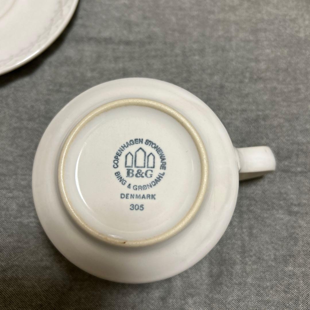 クイストゴーコーディアルホワイトカップ＆ソーサー目立った傷や汚れなし