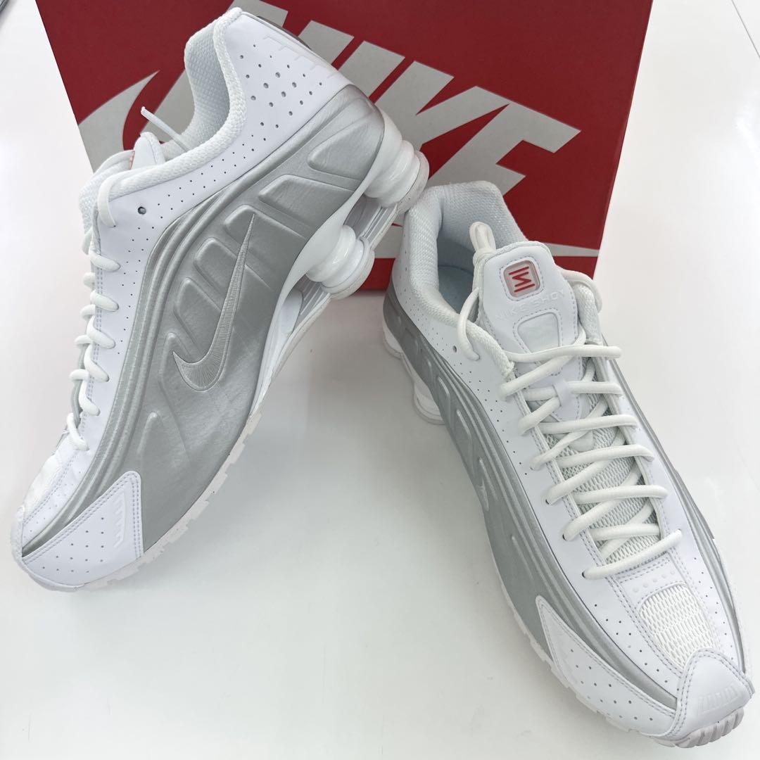 新品　ナイキ　SHOX R4 ショックス　ホワイト　メタリック　シルバー31cm