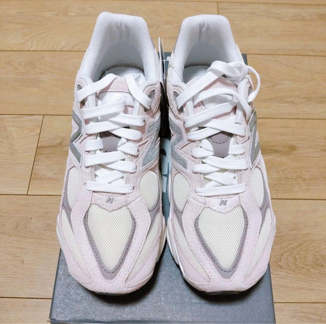 New Balance ピンク