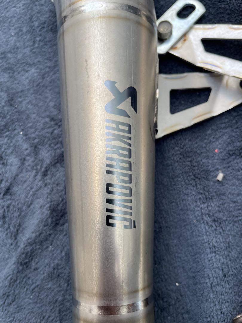 カワサキ　Z1000 アクラポビッチ　AKRAPOVIC スリップオンマフラー