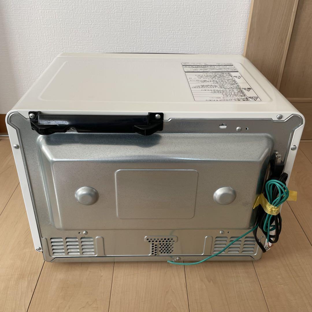 HITACHI