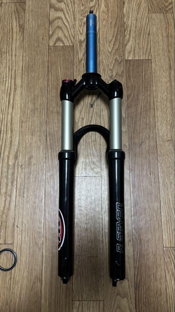 26インチ マニトウ 120mmサスペンションフォーク