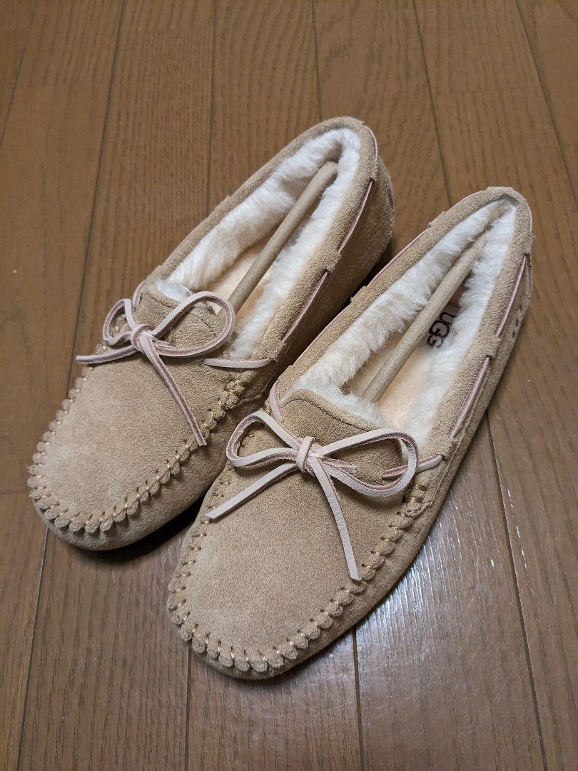 UGG　モカシン　新品未使用