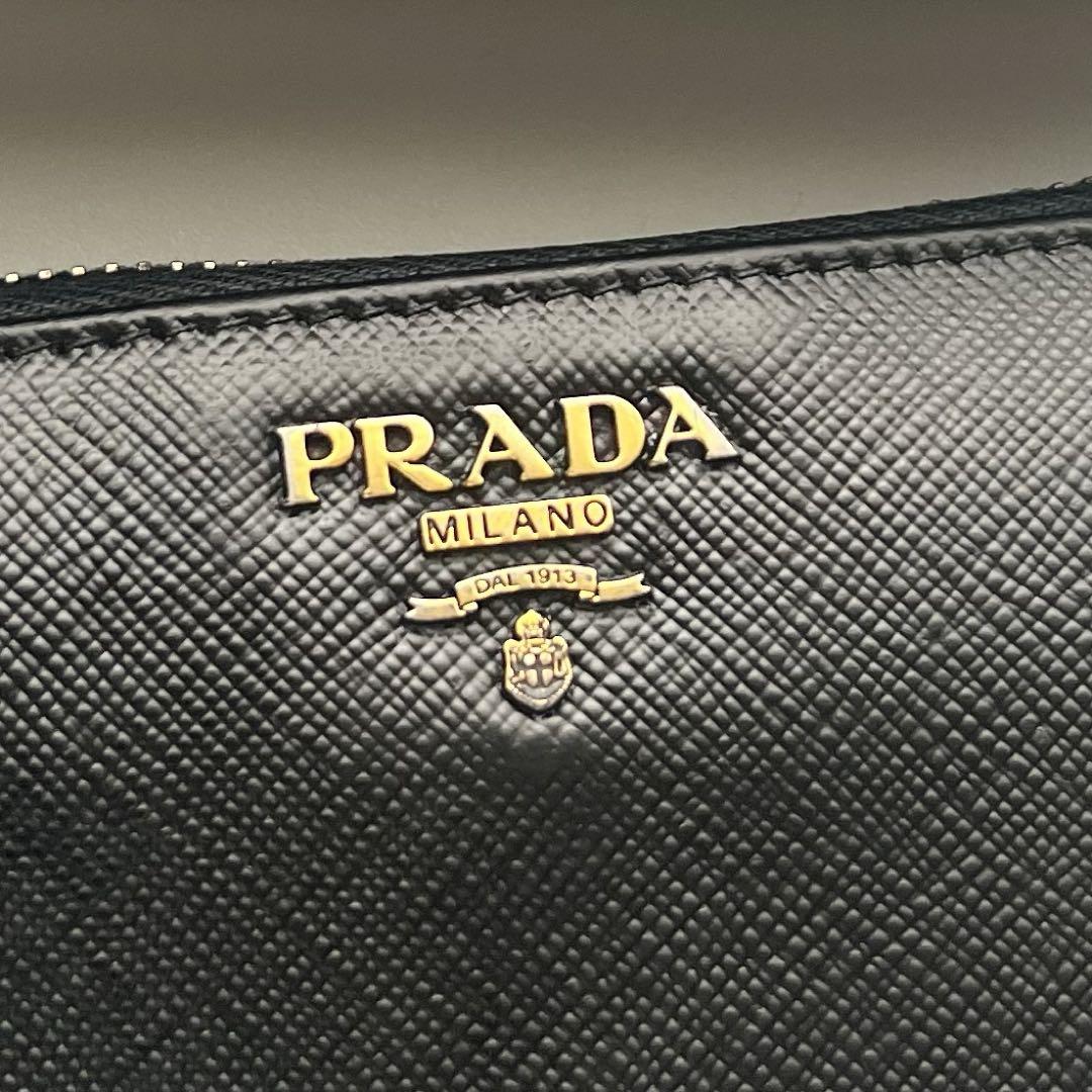 267 美品 PRADA プラダ 長財布 ラウンドファスナー