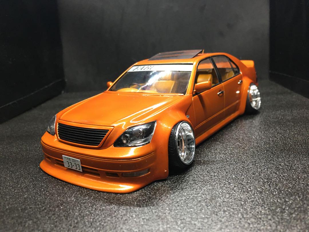 旧車VIPカープラモデル完成品ファブレスUCF 31セルシオ