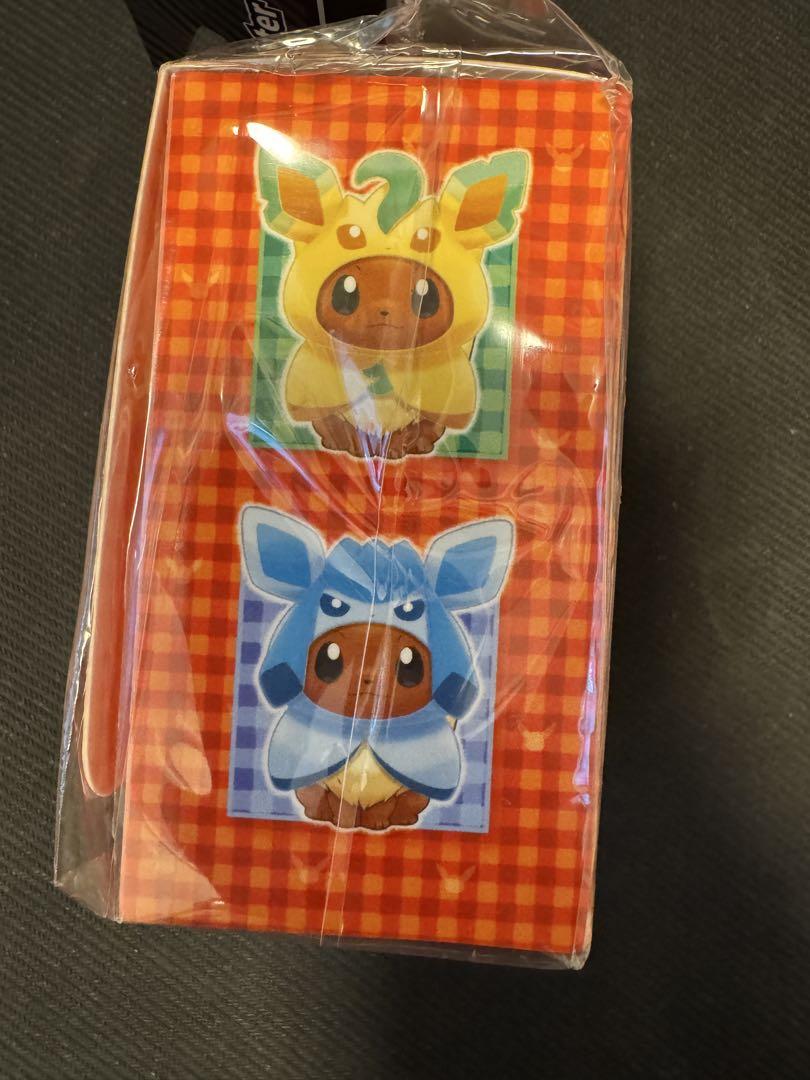 【新品】ポンチョを着たイーブイ デッキケース