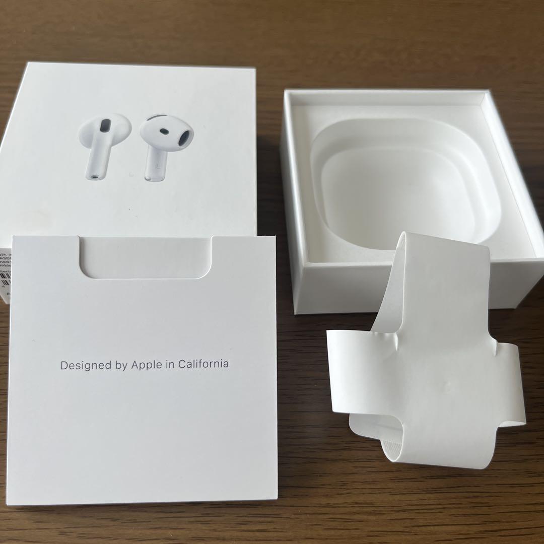 国内正規品Air Pods4 エアポッツ　本体　MXP63J/A Apple