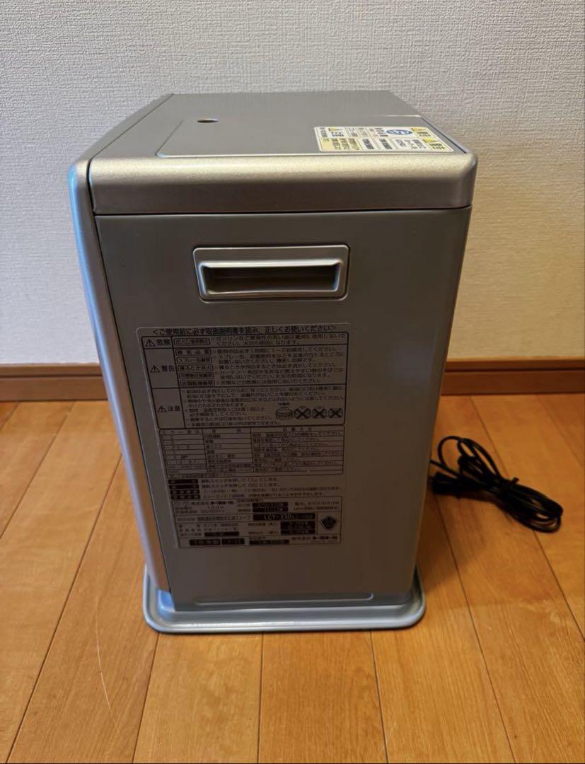 トヨトミ 石油ファンヒーター LC-330シルバー 18年製