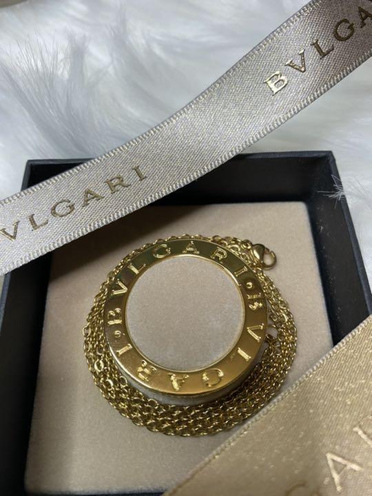 BVLGARI ゴールド リング チャーム 革紐 チェーン トップ BVLGARI ゴールド リング チャーム 革紐 チェーン トップ