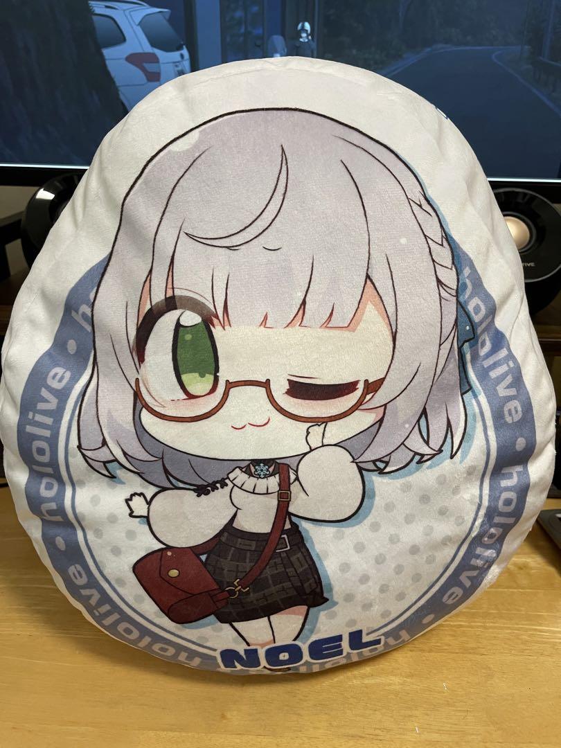 新品 【モーリーオンライン限定】ホロライブ クッション 白銀