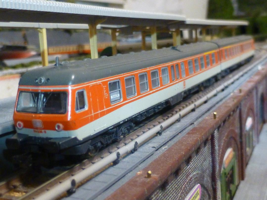 フライシュマン　西ドイツ鉄道 ディーゼル気動車 「BR614」2両セットNゲージ