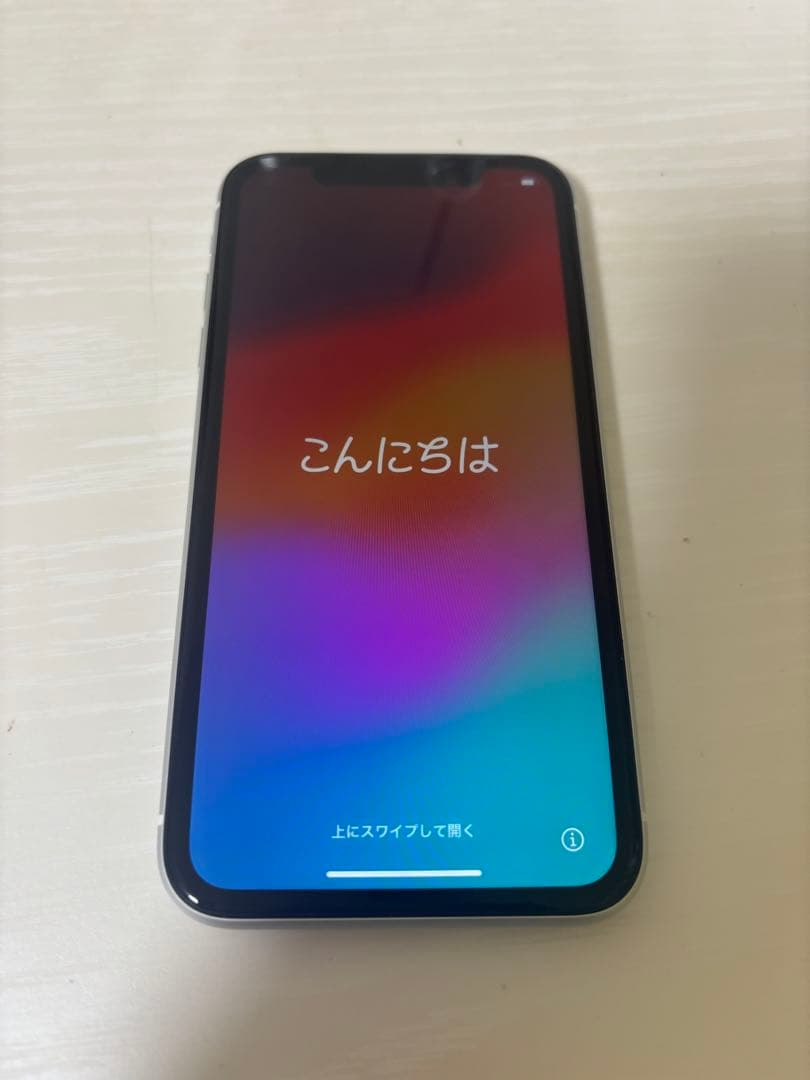 iPhone XR White 64 GB SIMフリー