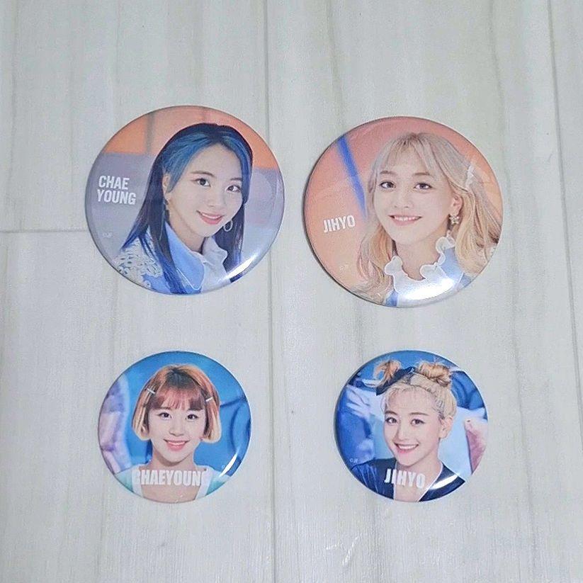 twice チェヨン 缶バッジ セット TWICE ジヒョ チェヨン 缶バッジ セット - メルカリ