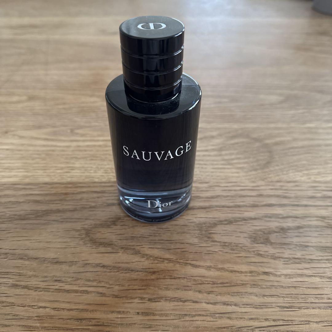 Dior Sauvage 香水(男性用) - メルカリ