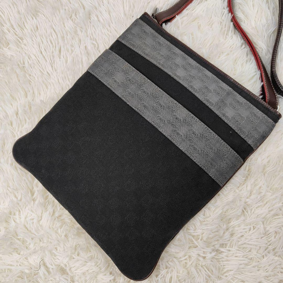 LOEWE ショルダーバッグ キャンバス アナグラム リピート 肩掛け A4収納