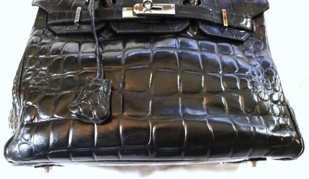 ◇【大人気モデル】ブラックカラークロコダイルタイプレザーBAG30㎝◇