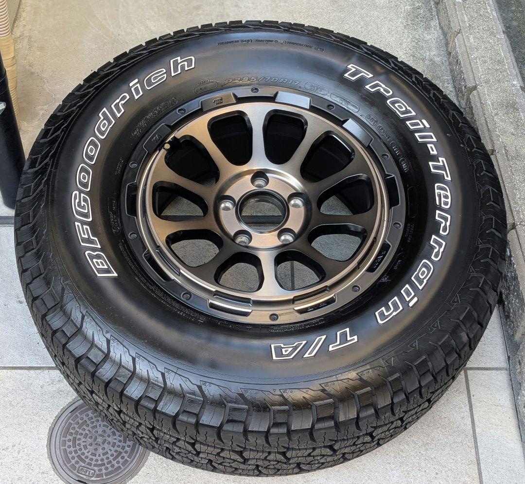 タイヤ4本 +スペア1本 Trail-Terrain タイヤ4本 +スペア1本 Trail-Terrain