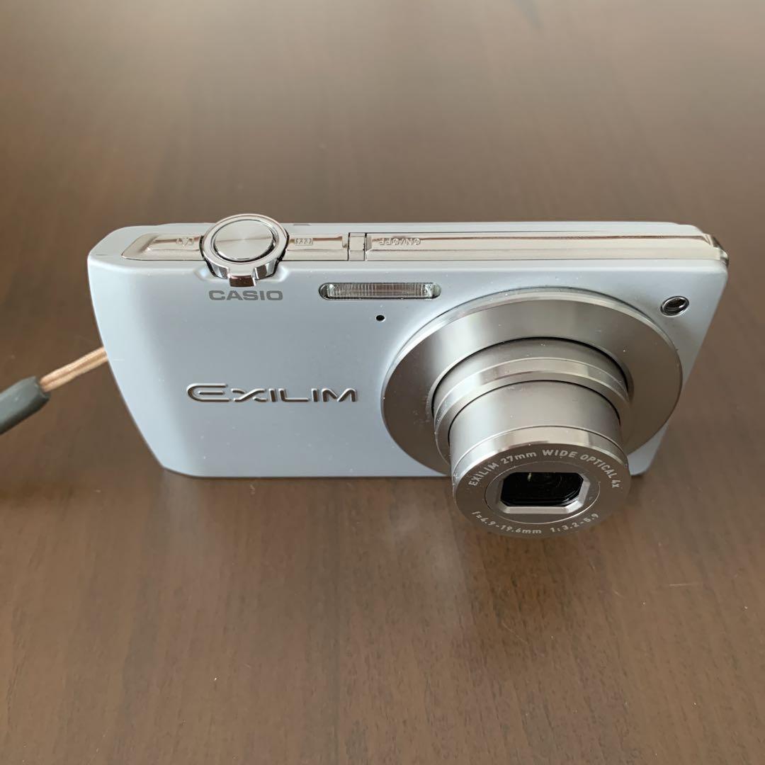 カシオデジタルカメラ exilim EX-S200シルバー