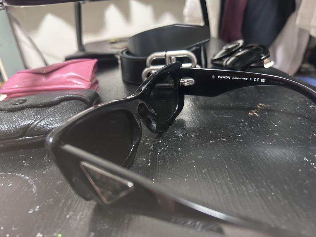 セール❗️PRADA サングラス