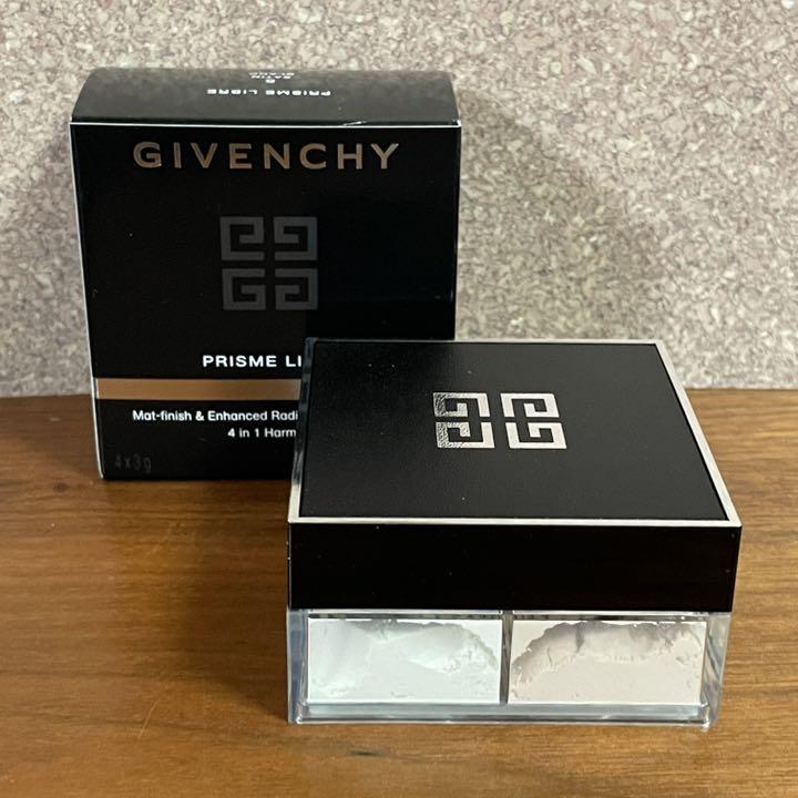 クリアランス売上 未使用☆ジバンシイ プリズム・リーブル No.5 ホワイト・サテン クリアランス売上 未使用☆ジバンシイ プリズム・リーブル No.5 ホワイト・サテン