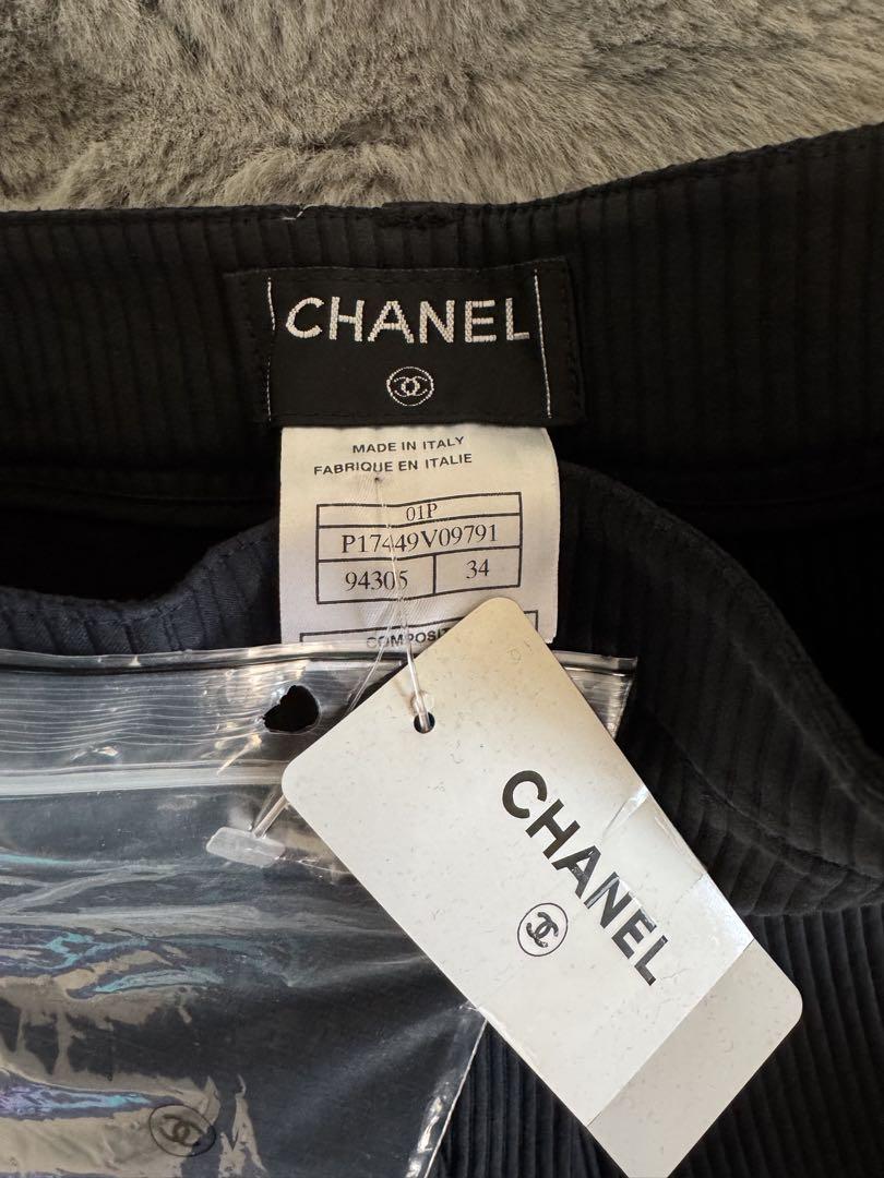 新品未使用　ヴィンテージ　CHANEL スリムパンツ　ブラック　サイズ