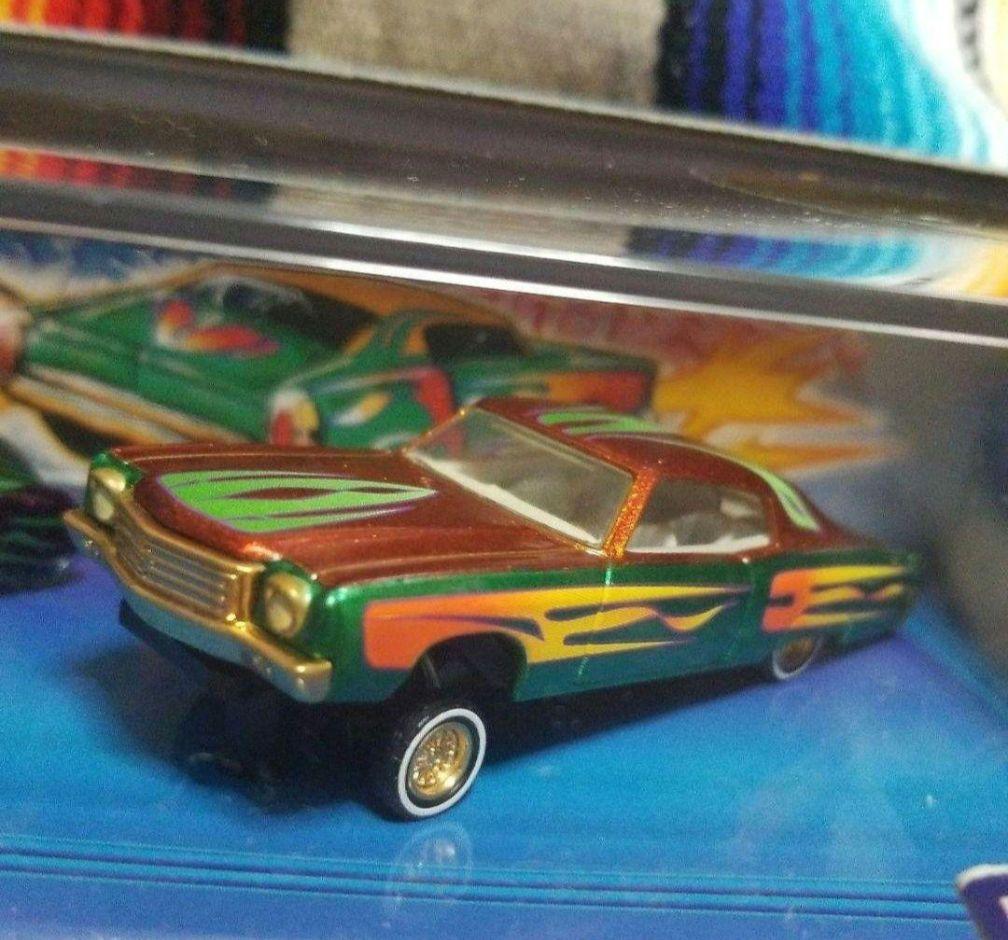 美品未開封品❗1/64 ホットウィールLOWRIDER MAGAZINE
