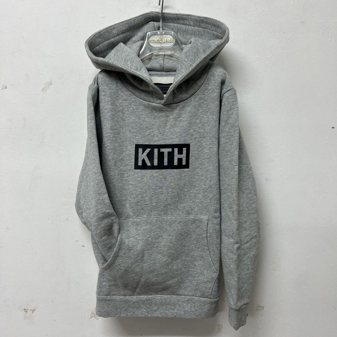 福袋特集 2025 子供用 キス KITH 新品 稀少 KIDS グレー パーカー LOGO BOX トップス