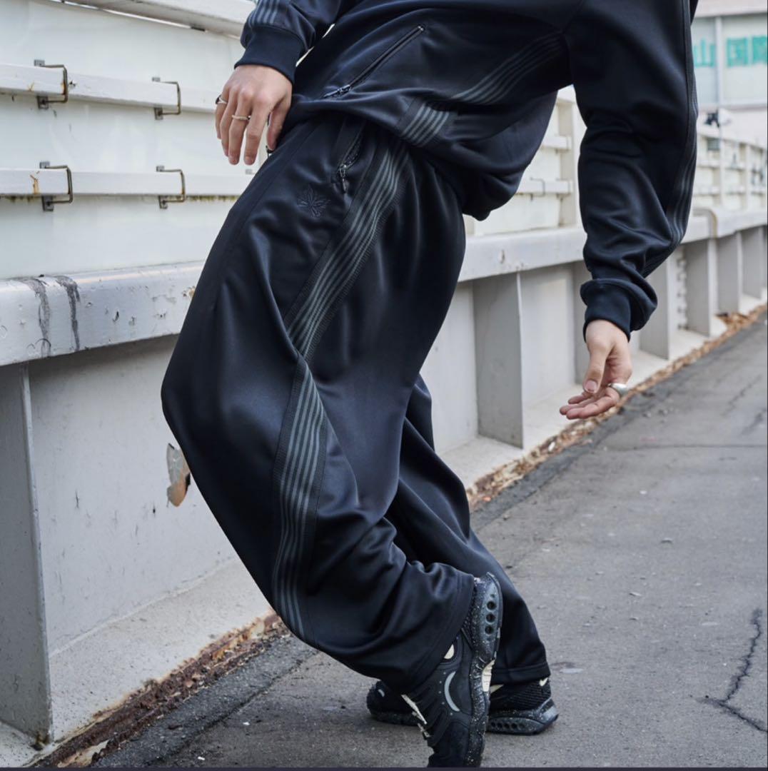 通販生活 ファッション 黒 別注 studious ヒザデルパンツ H.D needles M メルカリ - パンツ