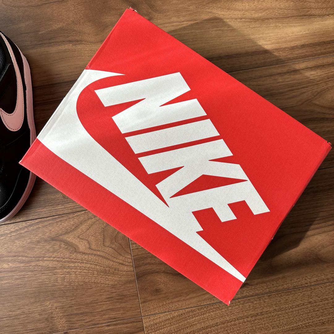 新品未使用　NIKE スニーカー　21cm ブラック＆ホワイト