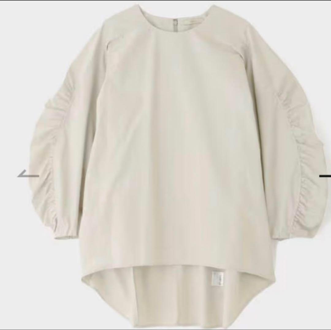 値下げ　LE PHIL オータフタギャザースリーブブラウス　ベージュ　一回着用