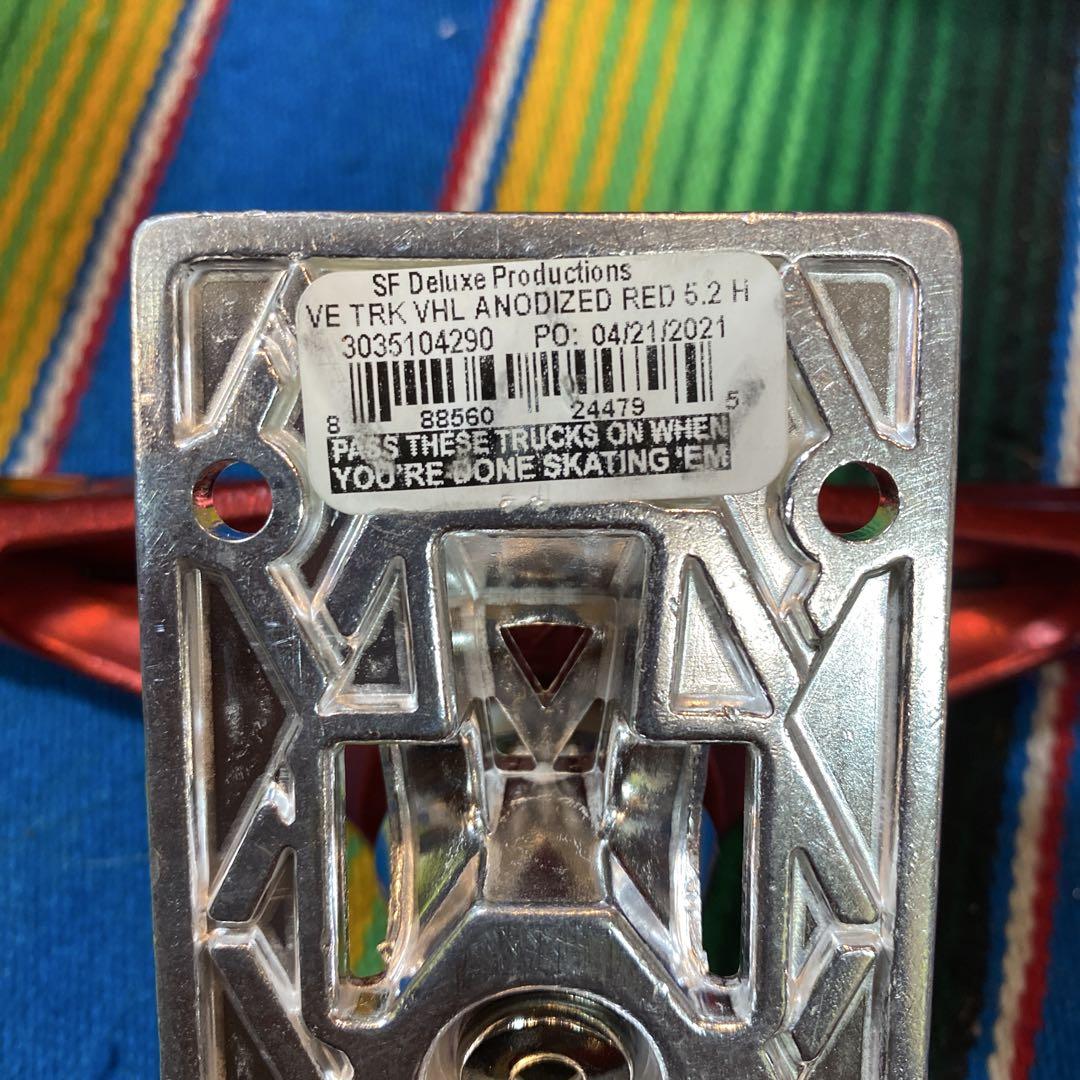 ベンチャー軽量トラックV-HOLLOW レッド スケートボードトラック5.2HI