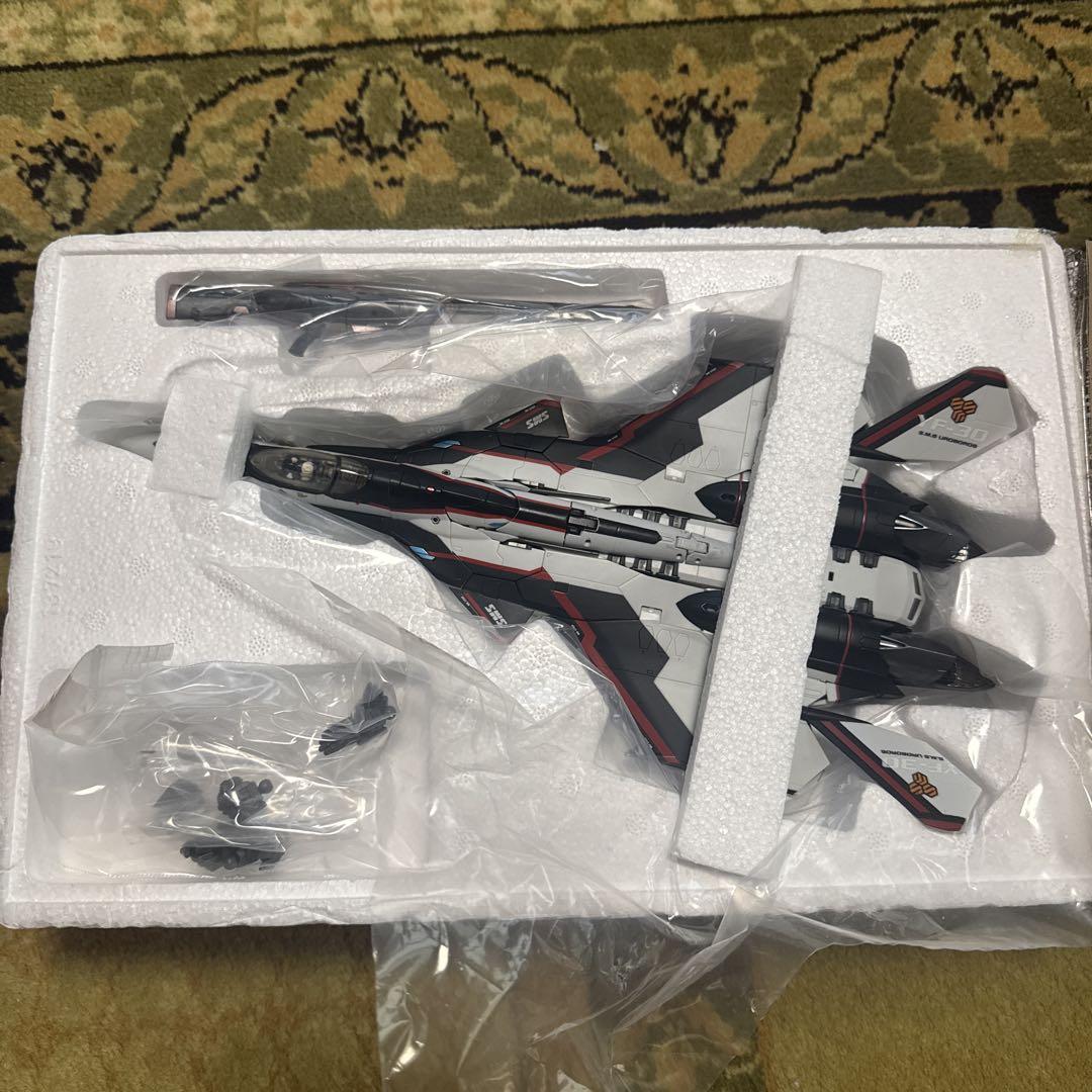 DX超合金 マクロス YF-30 クロノス