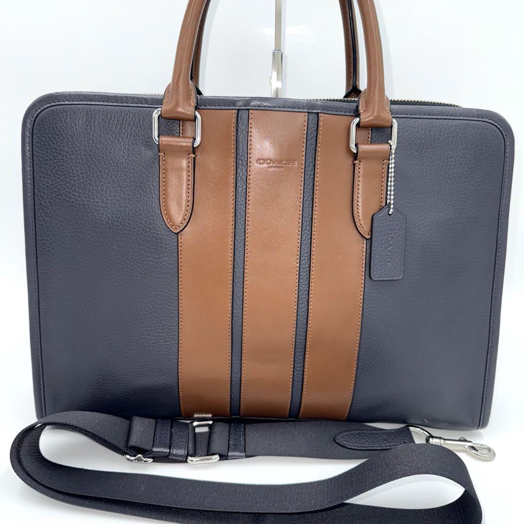 COACH コーチ