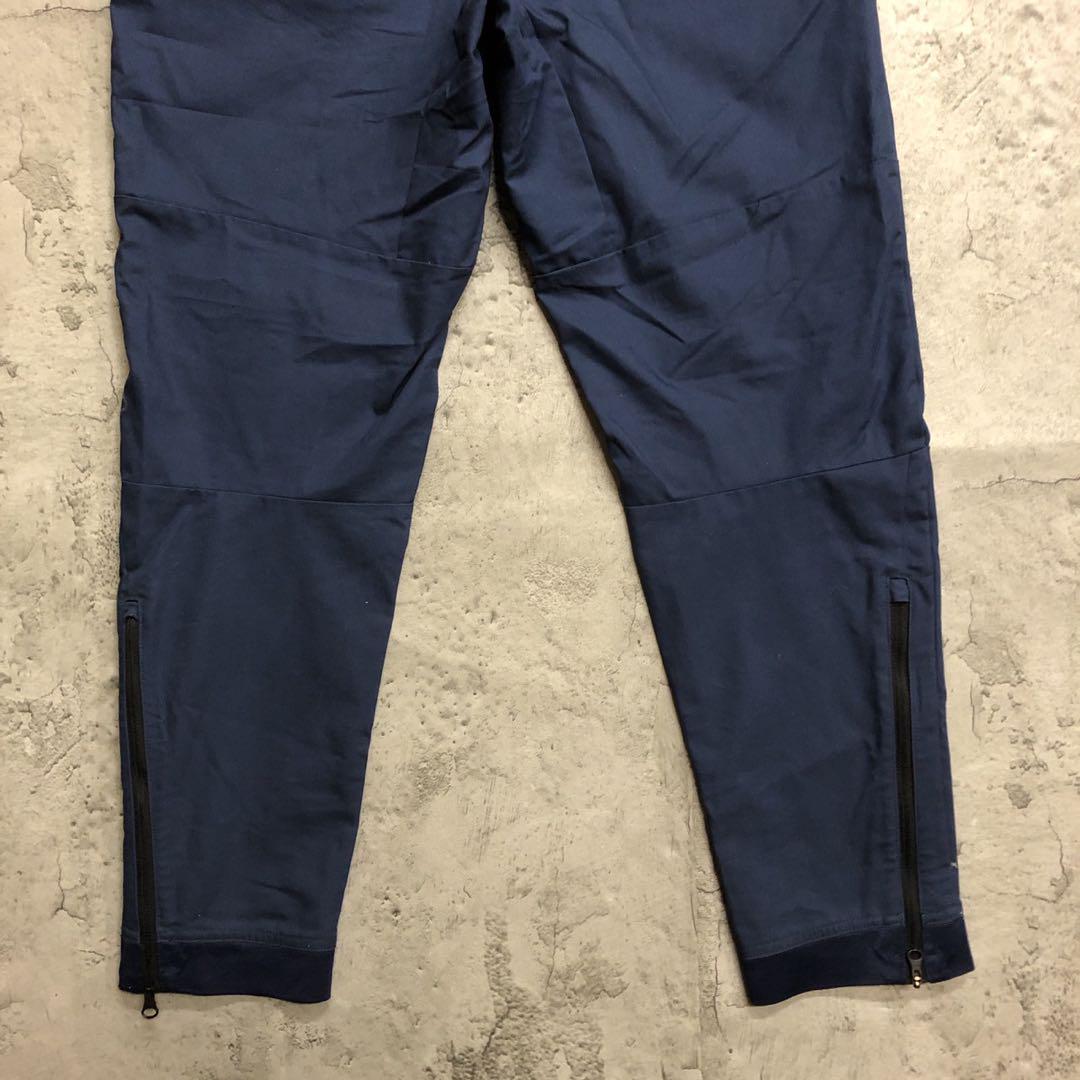 新品　未使用　タグ付き　NIKE パンツ　ズボン　ジャージ　ネイビー　M