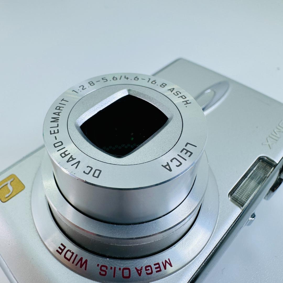 Panasonic LUMIX DMC-FX01 シルバー