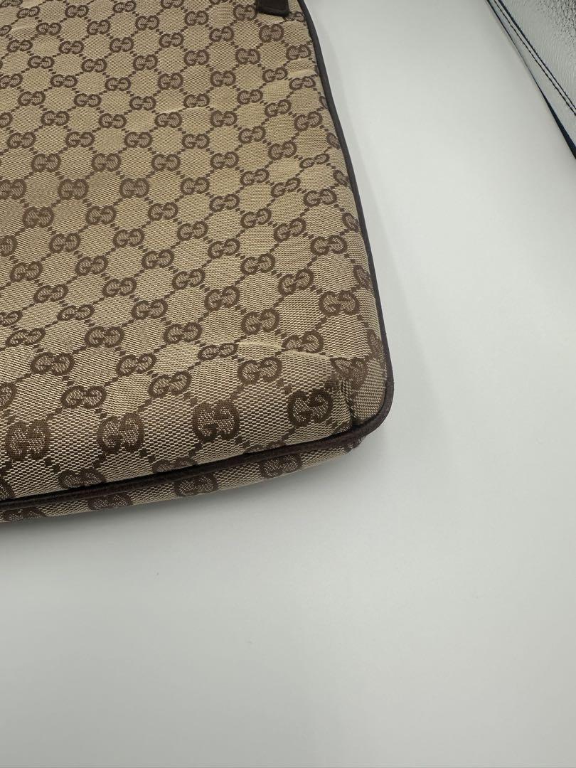 Gucci GGパターン メッセンジャーバッグ ベージュ キャンバス