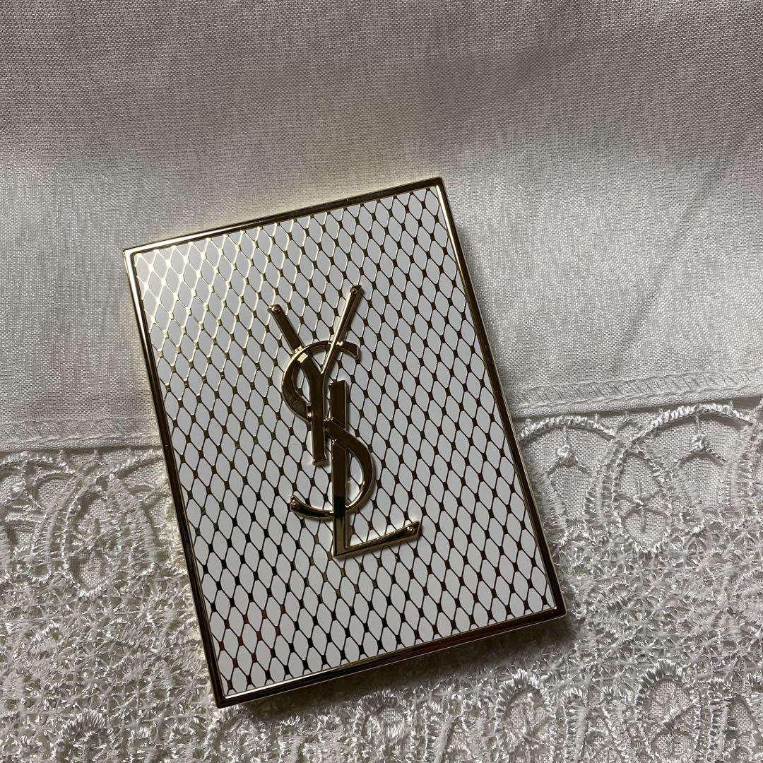 Yves Saint Laurent クチュール ミニ クラッチ 024