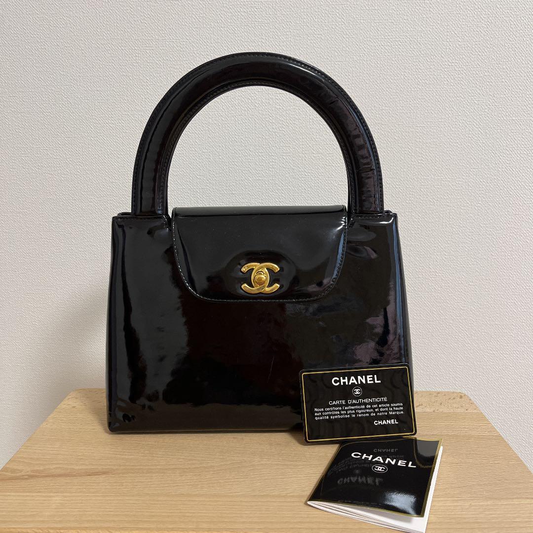 33%割引激安先着 CHANEL エナメルバッグ トートバッグ バッグ アウトレット通販 CHANELエナメルバッグ ハンドバッグ