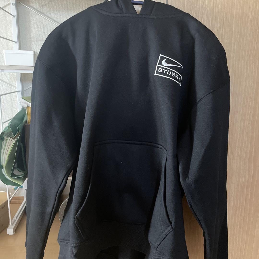 NIKE×STUSSYコラボ　セットアップフーディ、パンツ