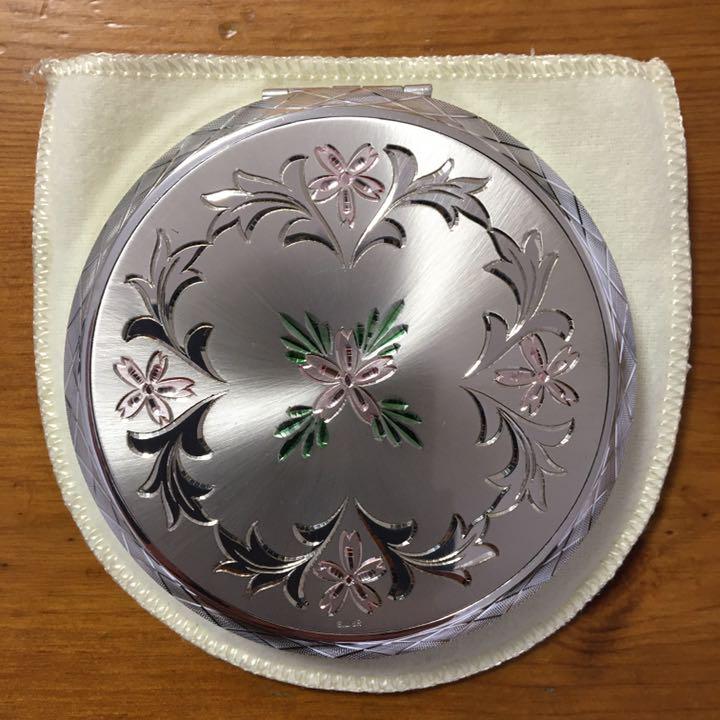アンティーク　silver コンパクトミラーケース 新品 NACON コンパクトミラー パウダーケース 日本製 SILVER 銀製