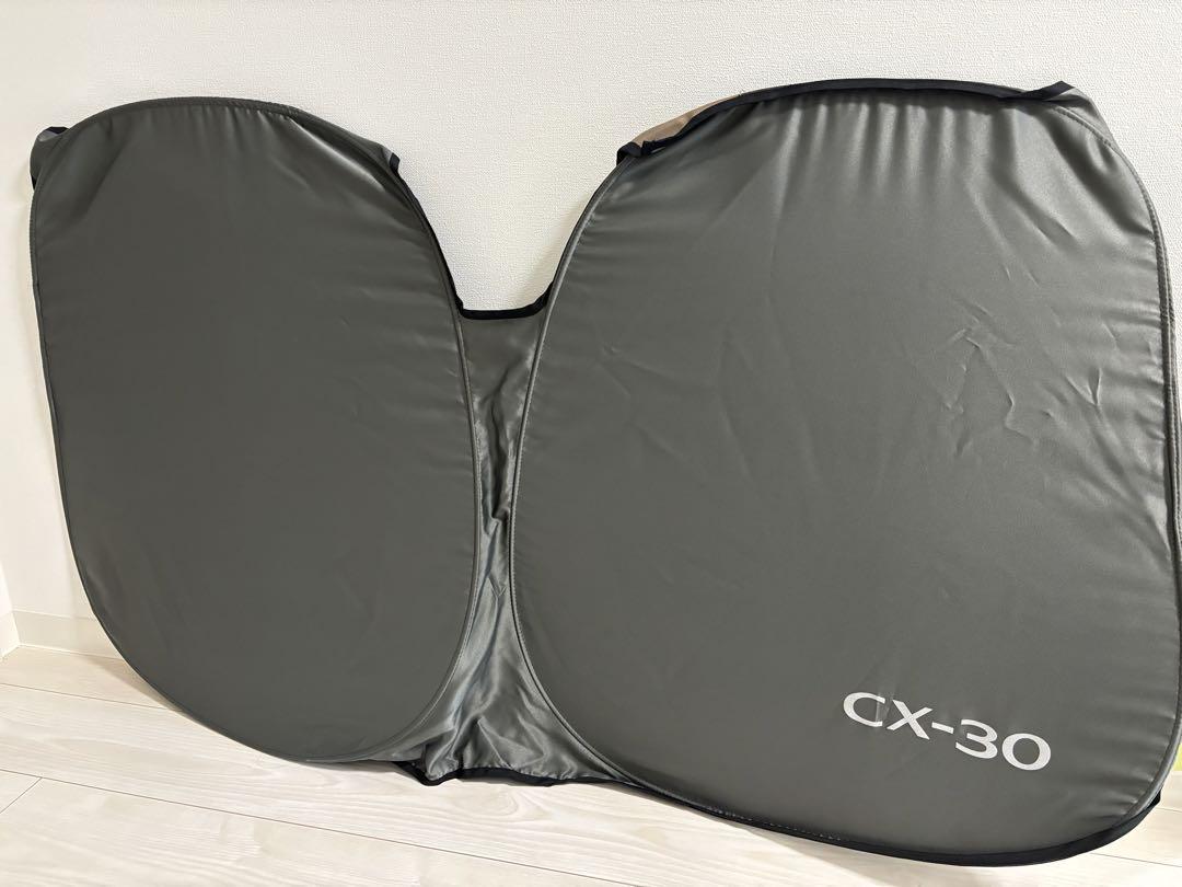USマツダ純正 専用設計 CX-30 ロゴ入 サンシェード 吸盤不要