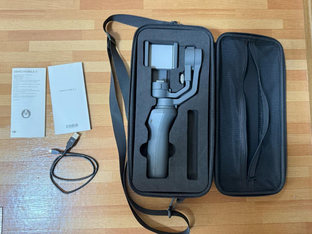 DJI Osmo Mobile 2 スマホ用電動スタビライザー